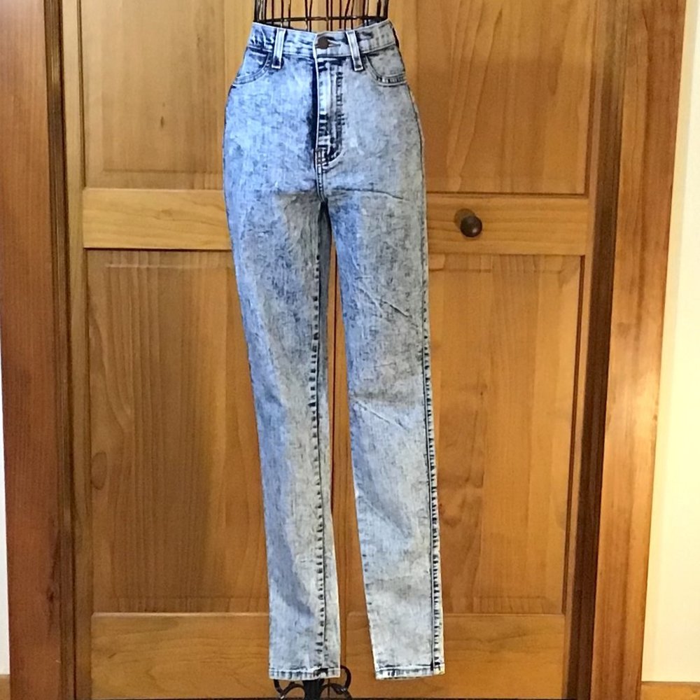 Acid Wash High Waisted Skinny Jeans